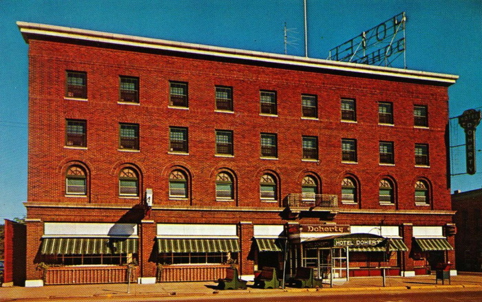 Doherty Hotel - OLD POSTCARD VIEW